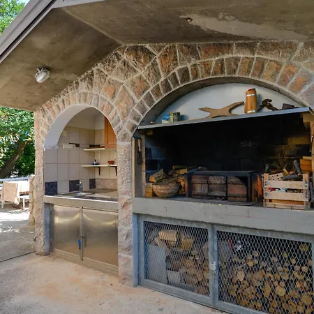 Cozy In Apartment Starigrad Paklenica