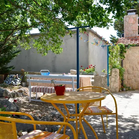 Cozy In Starigrad Paklenica